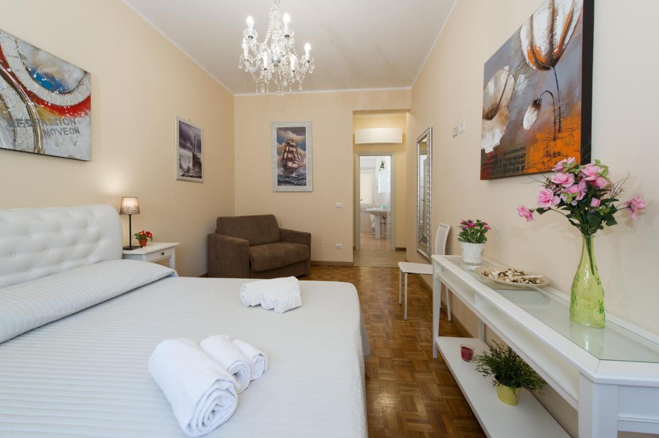 Apartment Gregory House Rom